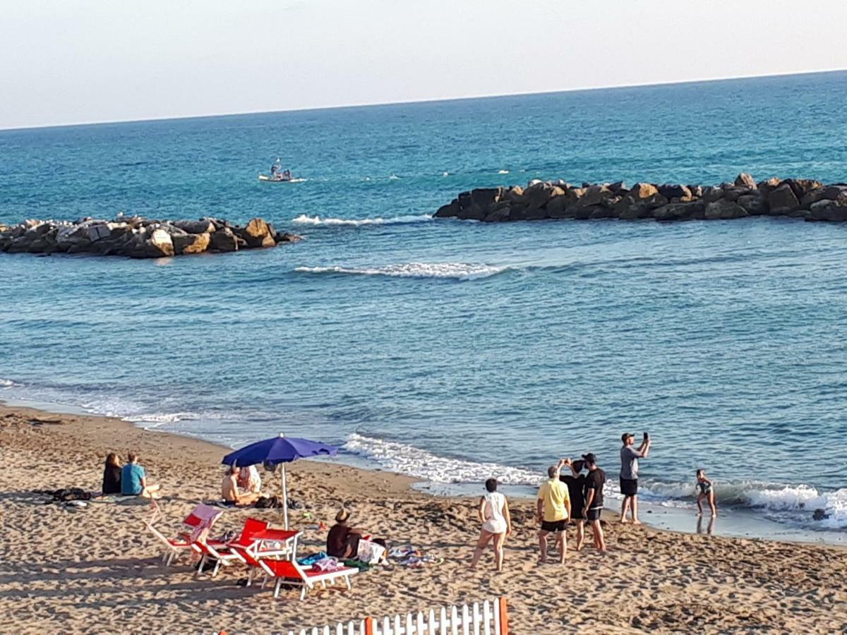 Appartamenti Enrica Moneglia Kültér fotó